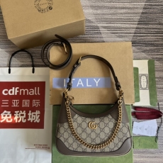 Gucci Hobo Bags